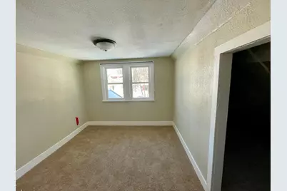 911 W Cavour Avenue, Fergus Falls, MN 56537 - Photo 12