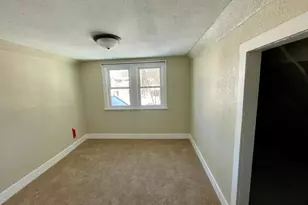 911 W Cavour Ave, Fergus Falls, MN 56537 - Photo 12