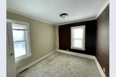 911 W Cavour Avenue, Fergus Falls, MN 56537 - Photo 8