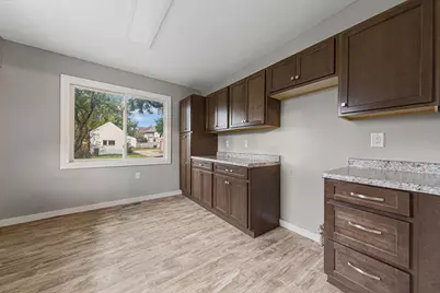 322 E Vine Street, Mankato, MN 56001 - Photo 10