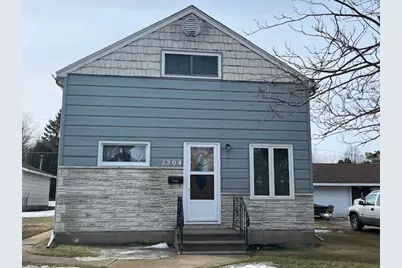 1204 2nd Street W, Eveleth, MN 55734 - Photo 2