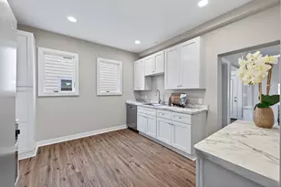 3247 Humboldt Ave N, Minneapolis, MN 55412 - Photo 20