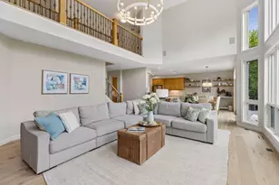 6815 Ruby Ln, Chanhassen, MN 55317 - Photo 14