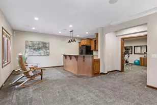 6815 Ruby Ln, Chanhassen, MN 55317 - Photo 30