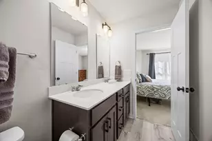 2230 Gateway Curv, North Saint Paul, MN 55109 - Photo 38