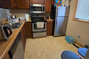 28 Elton Ridge Ct NW, Rochester, MN 55901 - Photo 8