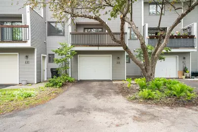 28 Elton Ridge Court NW, Rochester, MN 55901 - Photo 2