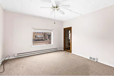 155 W Myrtle Street, Duluth, MN 55811 - Photo 2