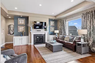 1372 Pleasant Lake Dr, Woodbury, MN 55129 - Photo 14