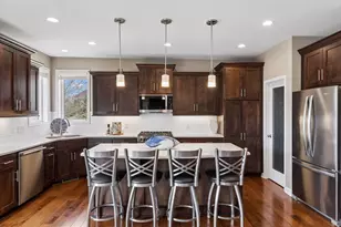 1372 Pleasant Lake Dr, Woodbury, MN 55129 - Photo 20