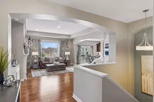 1372 Pleasant Lake Dr, Woodbury, MN 55129 - Photo 12