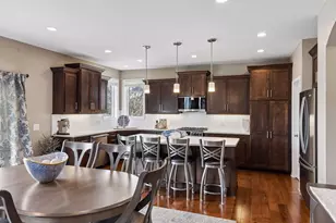 1372 Pleasant Lake Dr, Woodbury, MN 55129 - Photo 18