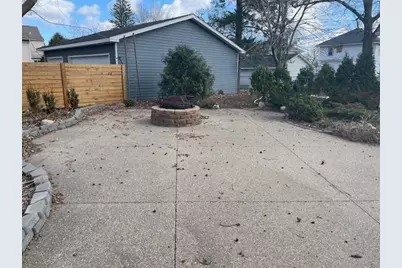 309 5th Street SW, Austin, MN 55912 - Photo 12