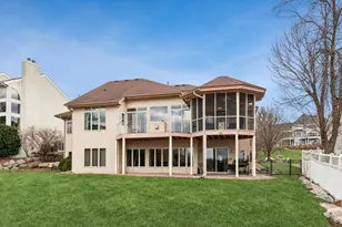 7307 Bush Lake Dr, Bloomington, MN 55438 - Photo 48