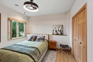 7307 Bush Lake Dr, Bloomington, MN 55438 - Photo 46