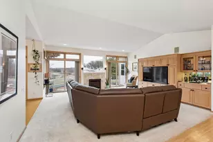 7307 Bush Lake Dr, Bloomington, MN 55438 - Photo 14