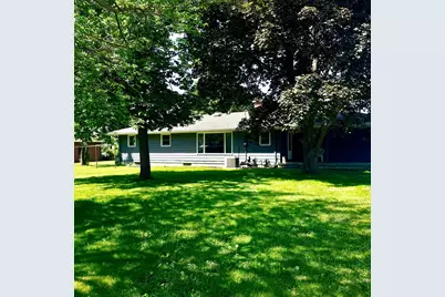 301 S Market Street, Belle Plaine, MN 56011 - Photo 2