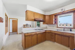 301 S Market St, Belle Plaine, MN 56011 - Photo 8