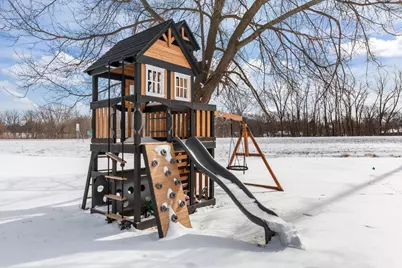 614 Elliott Avenue N, Glencoe, MN 55336 - Photo 14