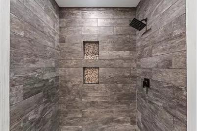 614 Elliott Avenue N, Glencoe, MN 55336 - Photo 12