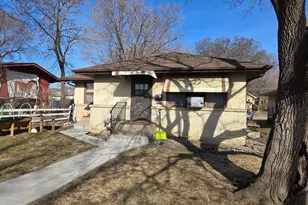 1098 26th Ave SE, Minneapolis, MN 55414 - Photo 1