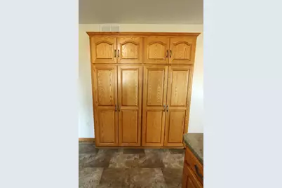 601 Cottonwood Avenue N, Litchfield, MN 55355 - Photo 6