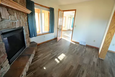 601 Cottonwood Avenue N, Litchfield, MN 55355 - Photo 14