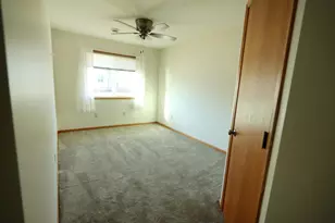 601 Cottonwood Ave N, Litchfield, MN 55355 - Photo 20