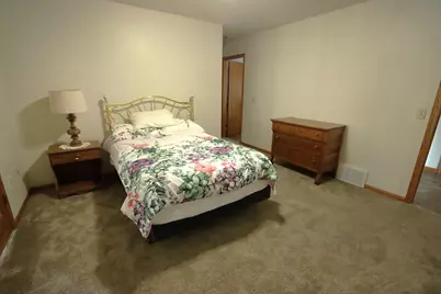 601 Cottonwood Avenue N, Litchfield, MN 55355 - Photo 16