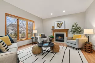4290 Cottonwood Ln N, Plymouth, MN 55441 - Photo 12