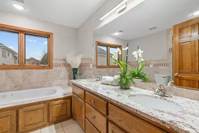 4290 Cottonwood Lane N, Plymouth, MN 55441 - Photo 24