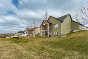 2108 Whitlee Ln SW, Rochester, MN 55902 - Photo 48