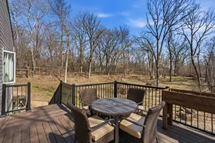 13294 Ellice Ct, Apple Valley, MN 55124 - Photo 2