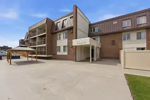 4860 Park Commons Dr, Saint Louis Park, MN 55416 - Photo 44