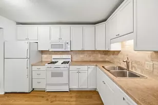 4860 Park Commons Dr, Saint Louis Park, MN 55416 - Photo 8