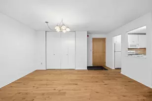 4860 Park Commons Dr, Saint Louis Park, MN 55416 - Photo 10