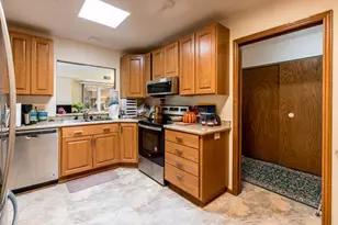 1415 Lake St, Alexandria, MN 56308 - Photo 14