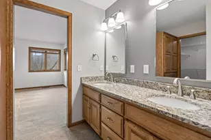 13425 35th Pl N, Plymouth, MN 55441 - Photo 22