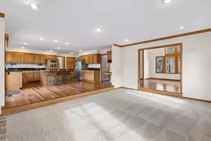 13425 35th Pl N, Plymouth, MN 55441 - Photo 12