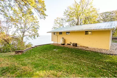 21528 267th Avenue, Starbuck, MN 56381 - Photo 18