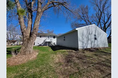 1617 Crystal Drive, Albert Lea, MN 56007 - Photo 4