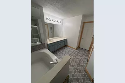 837 Summer Pines Circle, Hudson, WI 54016 - Photo 22