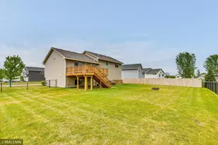 37621 Hawthorne Ave, North Branch, MN 55056 - Photo 22