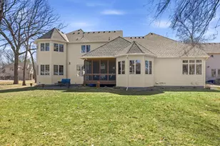 725 Starlight Dr, Sartell, MN 56377 - Photo 4