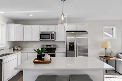 2009 Goldenray Drive, Faribault, MN 55021 - Photo 10