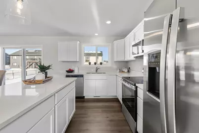 2009 Goldenray Drive, Faribault, MN 55021 - Photo 12