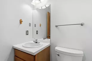 1700 Humphrey Ct, Northfield, MN 55057 - Photo 18