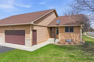 1700 Humphrey Ct, Northfield, MN 55057 - Photo 2