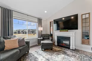 1608 Sugar Ave, Pine Island, MN 55963 - Photo 6