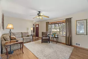 950 Blackoaks Ln, Anoka, MN 55303 - Photo 16